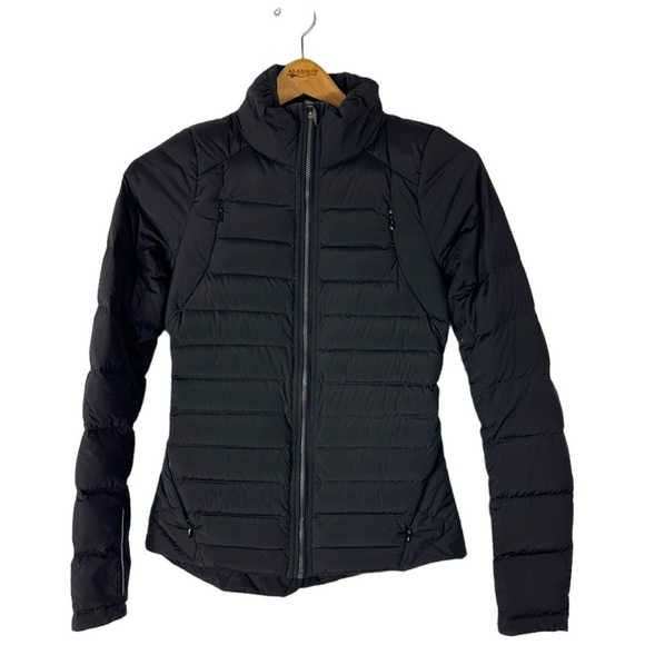 Lululemon Fluffed Up Jacket Black SZ 4 - Picture 1 of 9
